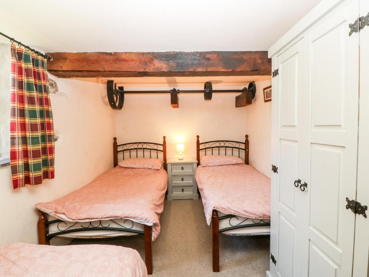 Bwthyn Y Dderwen Oak Cottage Llannor Kültér fotó